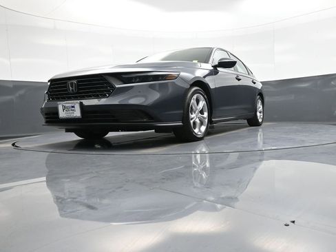 Certified 2023 Honda Accord LX image 25