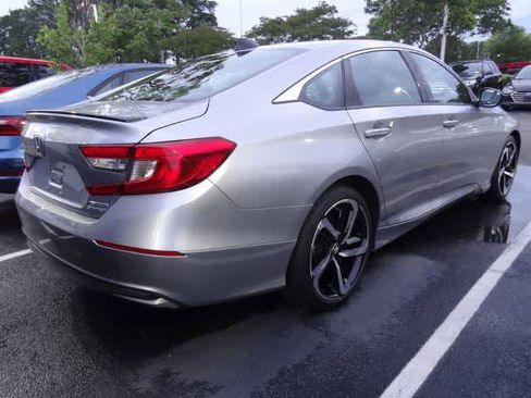 Used 2022 Honda Accord Sport image 4