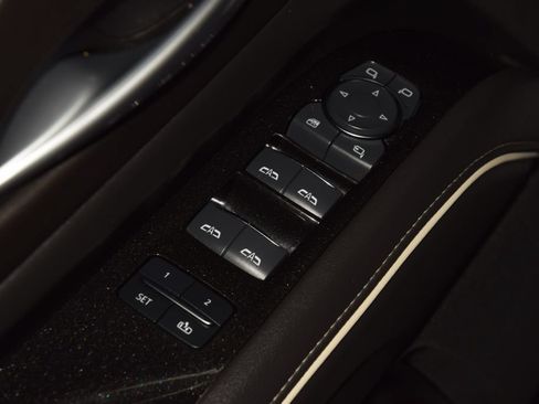 Used 2024 Cadillac Escalade ESV Premium Luxury w/ LPO, Floor Liner Package AWD/4WD image 51