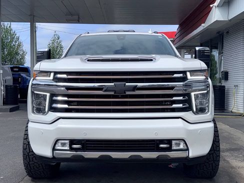 Used 2022 Chevrolet Silverado 2500 High Country w/ Z71 Off-Road Package AWD/4WD image 7