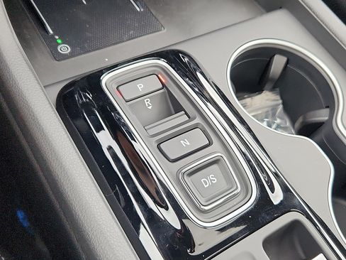 New 2026 Honda Pilot Touring image 11