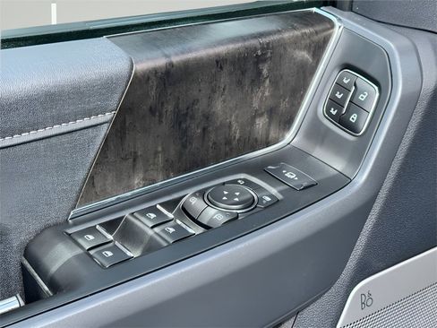 Used 2023 Ford F250 Lariat image 30