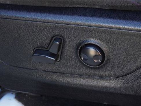 Certified 2022 RAM 1500 Big Horn image 19