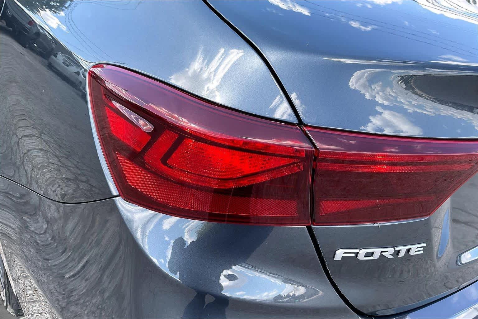 Used 2024 Kia Forte LXS FWD image 28