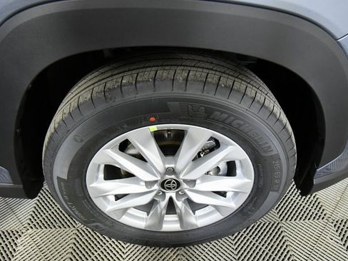 New 2026 Toyota Corolla Cross LE image 17