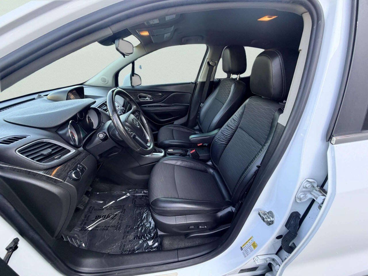 Used 2016 Buick Encore FWD image 15