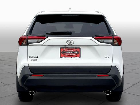 Used 2024 Toyota RAV4 XLE FWD image 5