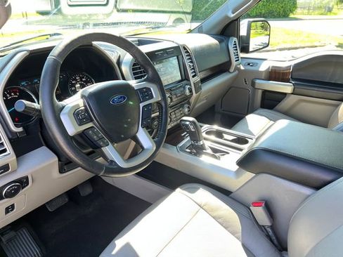 Used 2016 Ford F150 Lariat w/ Equipment Group 502A Luxury AWD/4WD image 18