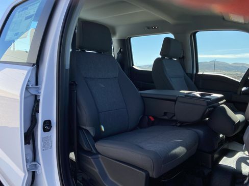 New 2026 Ford F250 4x4 Crew Cab Super Duty image 5