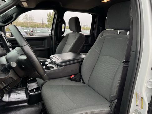 Used 2023 RAM 3500 Tradesman image 33