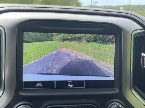 Certified 2021 Chevrolet Silverado 1500 LT Trail Boss w/ Convenience Package II AWD/4WD image 46
