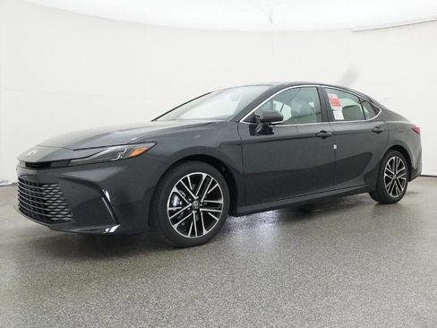 New 2026 Toyota Camry XLE image 17