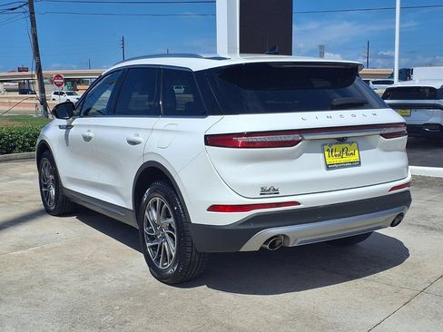 Used 2020 Lincoln Corsair FWD w/ Equipment Group 101A image 4