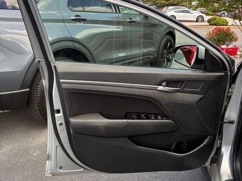 Used 2020 Hyundai Elantra Value Edition w/ Cargo Package (C1) FWD image 45
