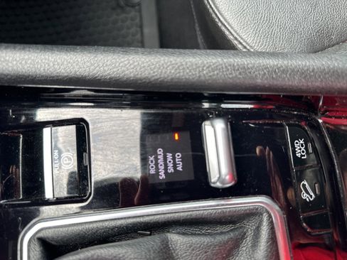 Used 2024 Jeep Compass Trailhawk image 48