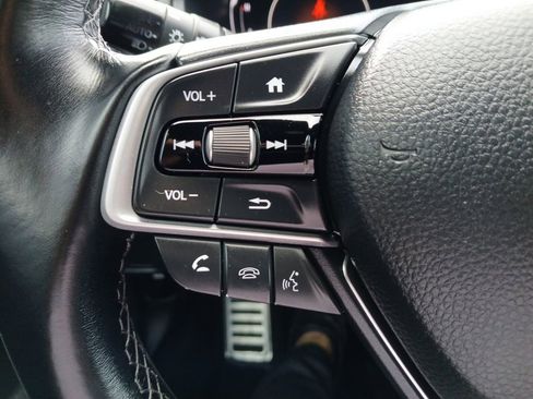 Used 2022 Honda Accord Sport image 11