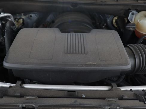 Used 2025 Chevrolet Tahoe LT RWD image 34