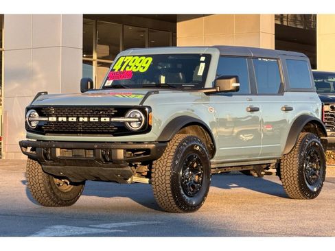 Used 2023 Ford Bronco Wildtrak image 8