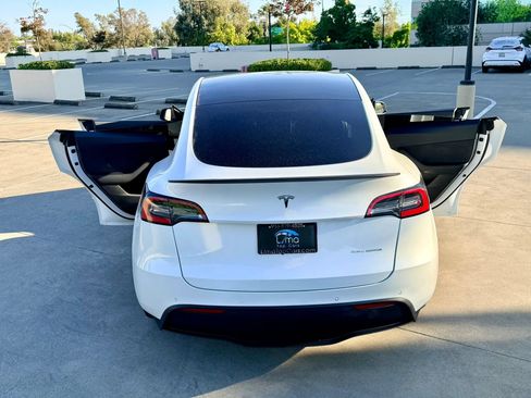 Used 2020 Tesla Model Y Long Range AWD/4WD image 54