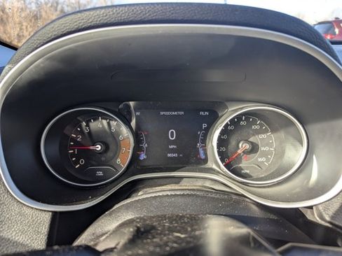 Used 2019 Jeep Compass Altitude image 12