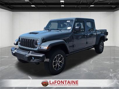 New 2025 Jeep Gladiator Sport