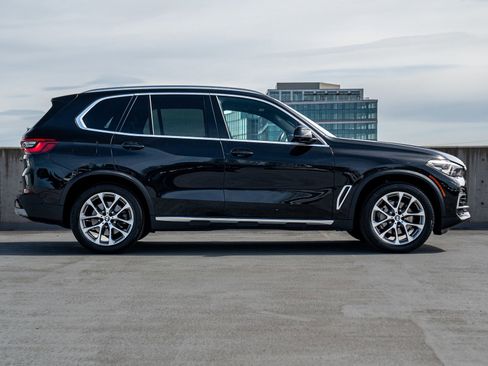 Used 2019 BMW X5 xDrive40i w/ Premium Package 2 AWD/4WD image 6