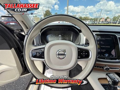 Used 2021 Volvo XC90 T6 Momentum w/ Climate Package AWD/4WD image 19