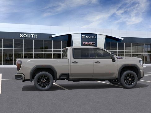 New 2026 GMC Sierra 3500 AT4 w/ AT4 Premium Plus Package AWD/4WD image 5