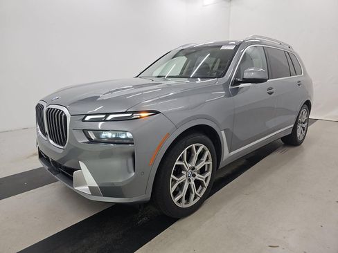 Certified 2026 BMW X7 xDrive40i AWD/4WD image 1
