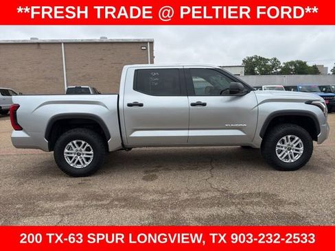 Used 2022 Toyota Tundra SR5 RWD image 2