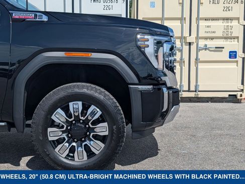 Used 2025 GMC Sierra 2500 Denali w/ Denali Reserve Package image 11