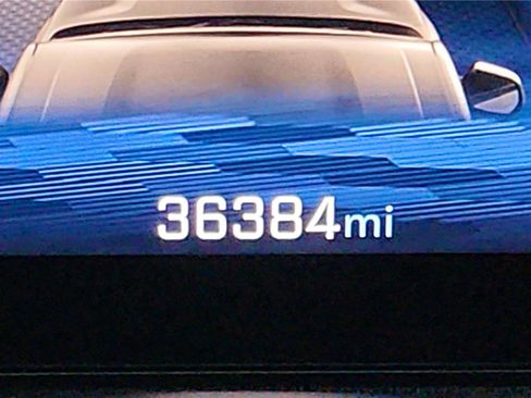 Used 2024 Chevrolet Traverse LT image 30