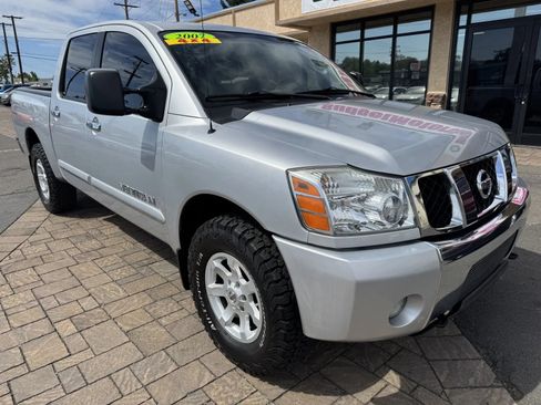 Used 2007 Nissan Titan SE AWD/4WD image 8