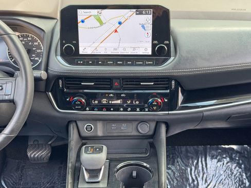 Used 2023 Nissan Rogue SL w/ SL Premium Package FWD image 23