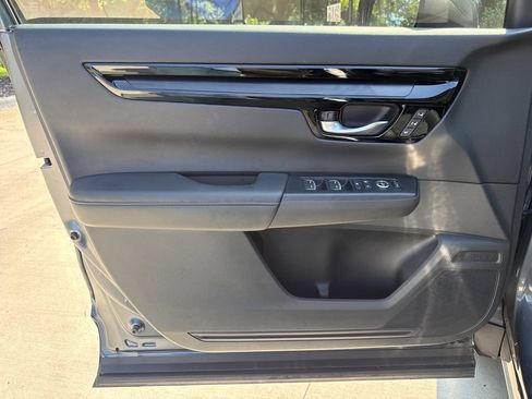 Used 2024 Honda CR-V EX-L image 13