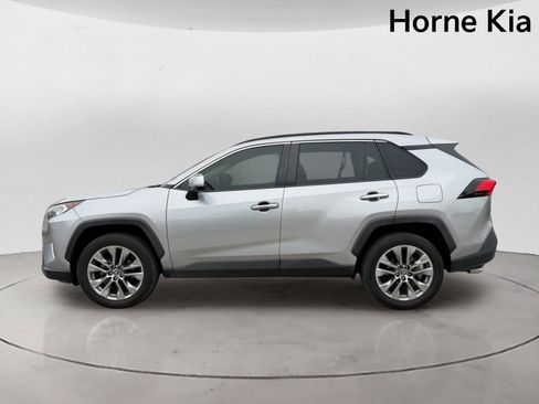 Used 2020 Toyota RAV4 Limited w/ Limited Grade Weather Package FWD image 6