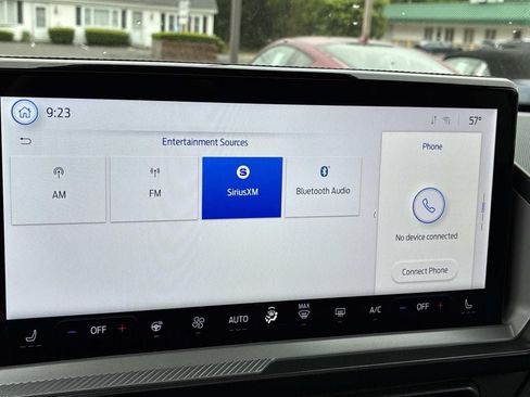 Used 2025 Ford Bronco Sport Outer Banks w/ Outer Banks Tech Package+ AWD/4WD image 35