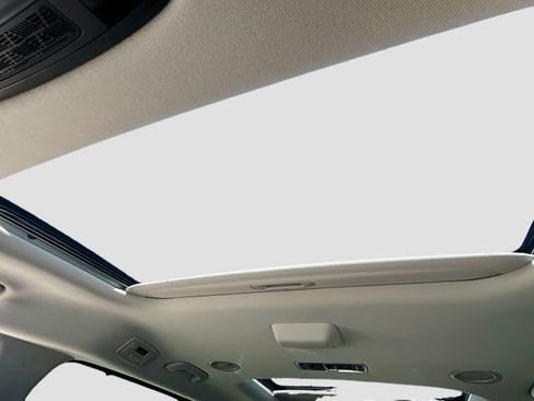 New 2026 Kia Carnival SX Prestige FWD image 23