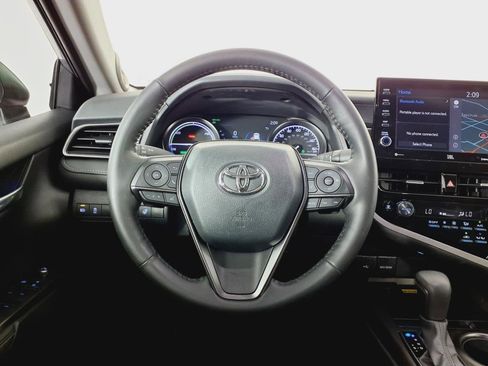 Used 2024 Toyota Camry XSE image 15