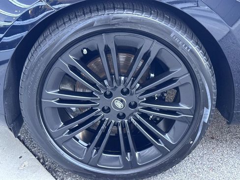 Certified 2024 Land Rover Range Rover Long Wheelbase SE AWD/4WD image 12