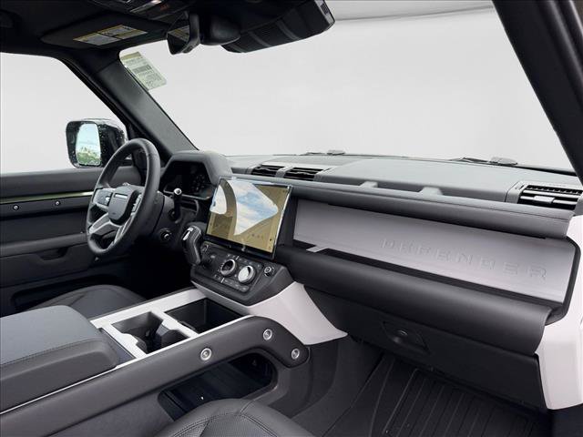 New 2026 Land Rover Defender 110 X-Dynamic SE AWD/4WD image 23