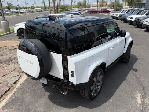 New 2026 Land Rover Defender 90 V8 AWD/4WD image 19