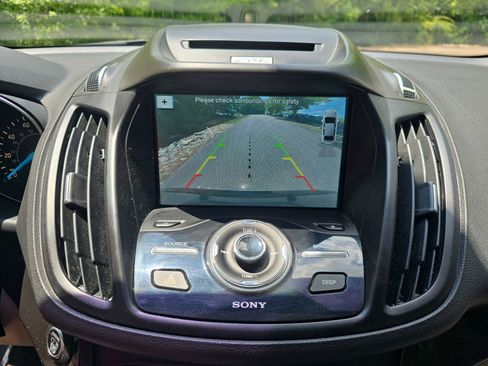 Used 2017 Ford Escape Titanium FWD image 24