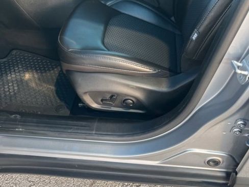 Used 2022 Jeep Compass Latitude w/ Convenience Group image 11