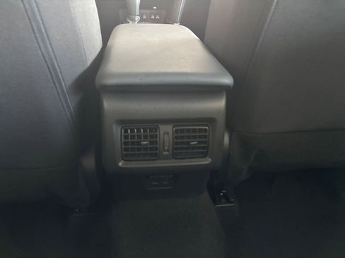 Used 2025 Toyota Camry LE image 23