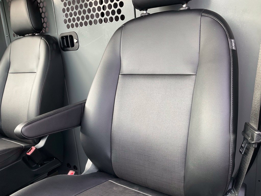 Used 2023 Ford E-Transit Medium Roof RWD image 23