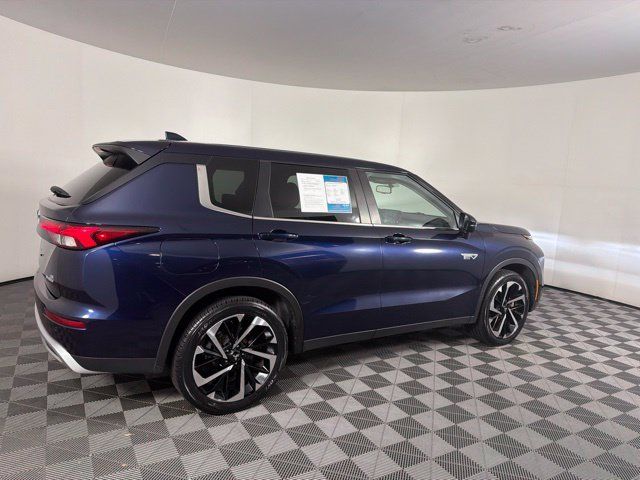 Used 2024 Mitsubishi Outlander SE AWD/4WD image 7