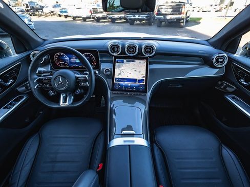 Used 2025 Mercedes-Benz GLC 43 AMG GLC 43 AMG image 32