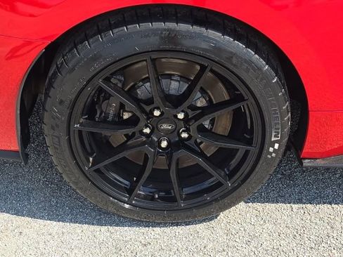 Used 2020 Ford Mustang Shelby GT350 w/ Technology Package image 11