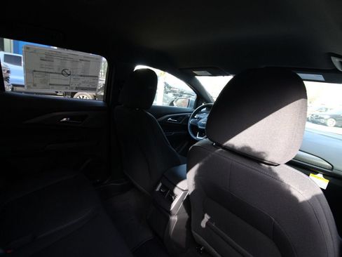 Certified 2026 Chevrolet Equinox EV LT FWD image 22